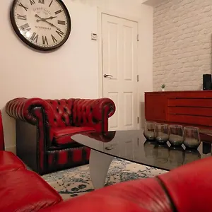 Holiday home 4 Bed Entire House - Heart Of The - Near Sufc, Sheffield